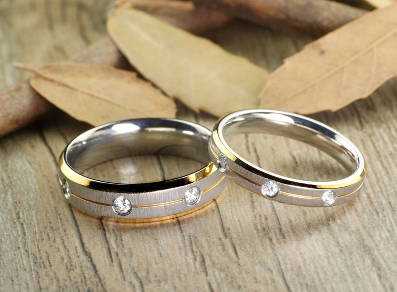 Vestuviniai žiedai: skirtingų metalų derinys