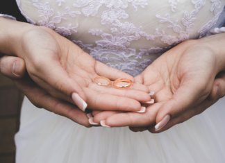 Madingi vestuviniai žiedai