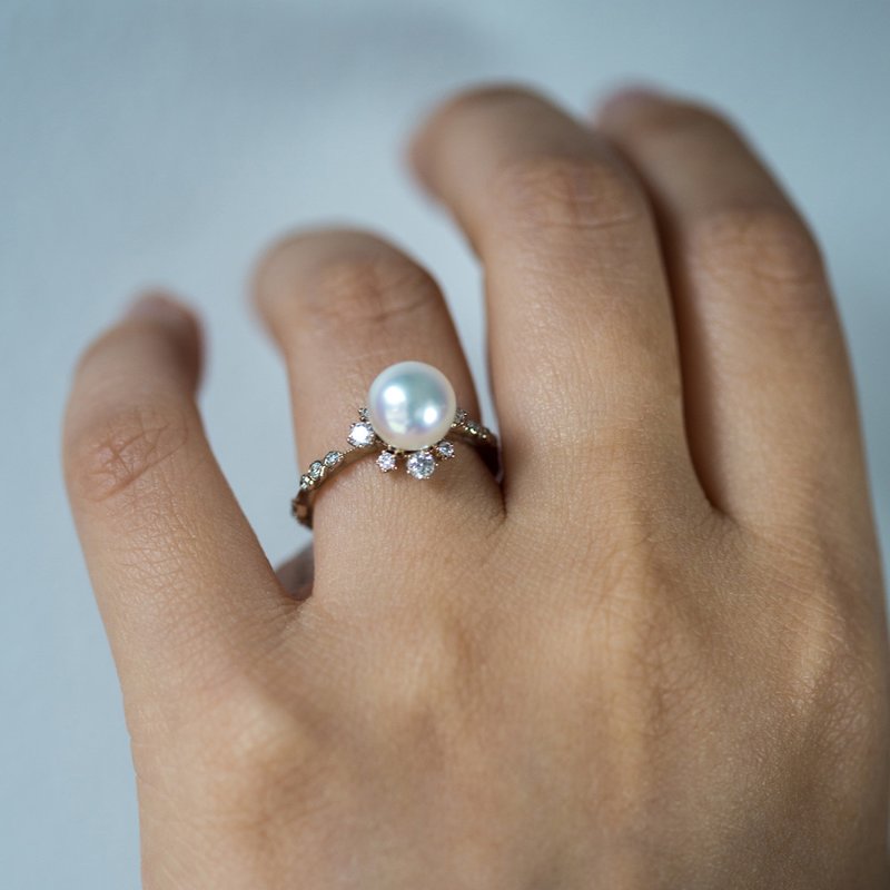 Prsten s perlami