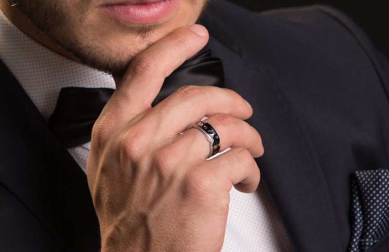 Inel de logodnă negru pentru bărbați