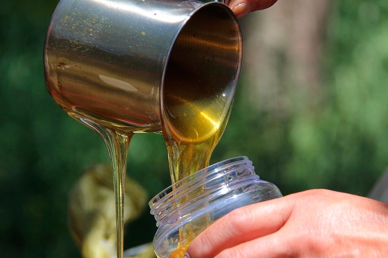 Préparation du miel pour la prostatite