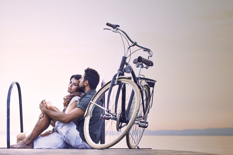 Balade romantique à vélo pour deux