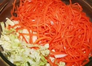 Salată de morcovi coreeni