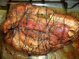 Viande de porc cuite au four