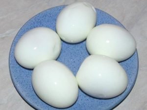 Tarte aux œufs et aux oignons de printemps