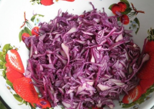 Salată de varză roșie