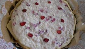 Raspberry Pie Cake