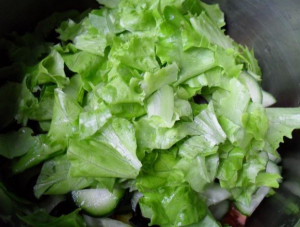 Salată de creveți ușori