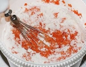 Zwiewne ciasto marchewkowe