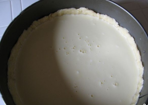 Hvordan lage cottage cheese kake?