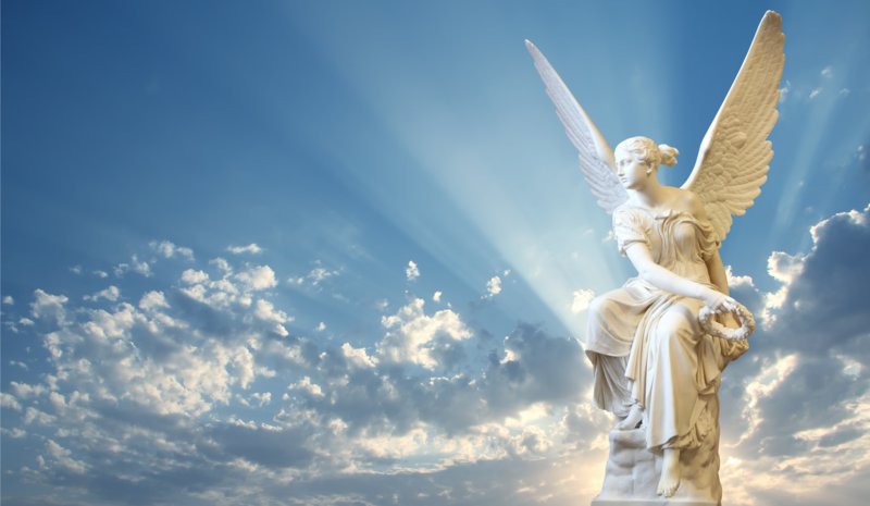 Śpiewanie modlitw do Anioła Stróża