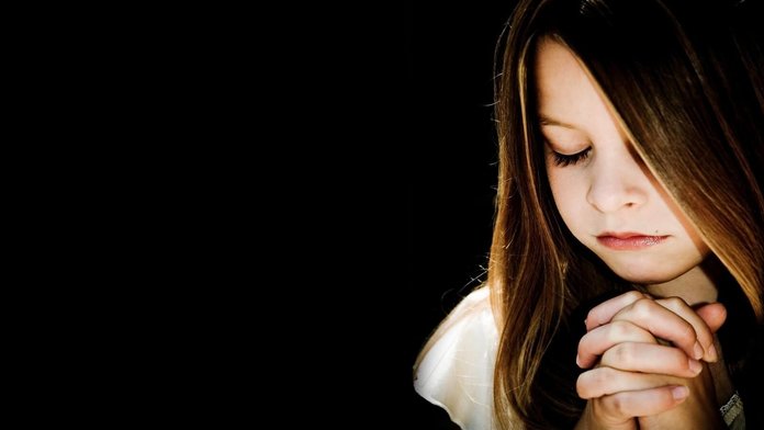 Modlitby za odstranění rodné kletby
