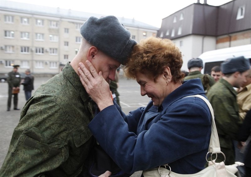 Motinos malda už sūnų armijoje