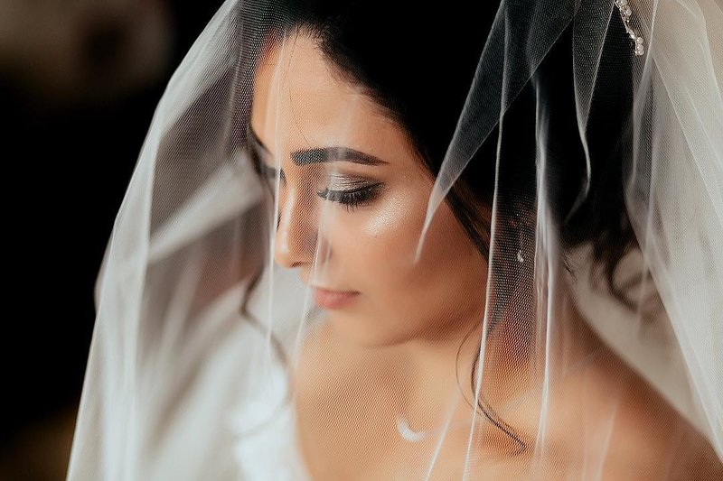 Mooie make-up voor een bruiloft voor Aziatische vrouwen