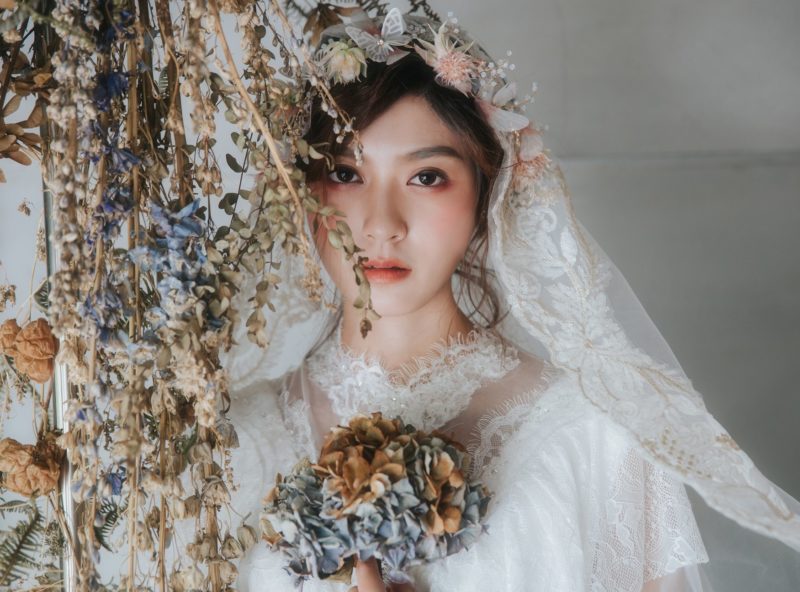 Nude makijaż na ślub dla azjatyckich kobiet