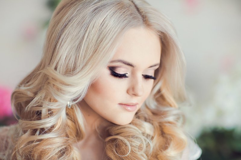Svatební make-up pro blondýnky