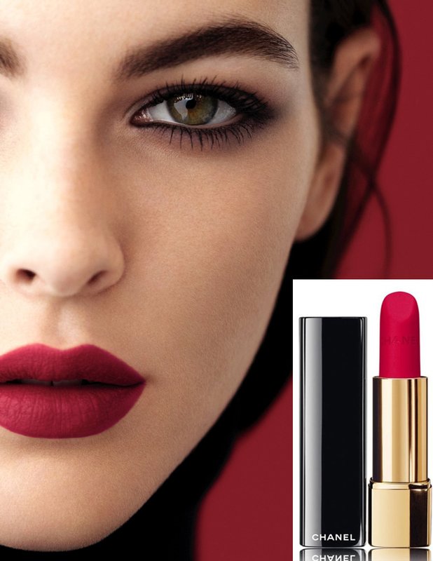 Chanel Rouge Allure Velvet # 38, a lenyűgöző.