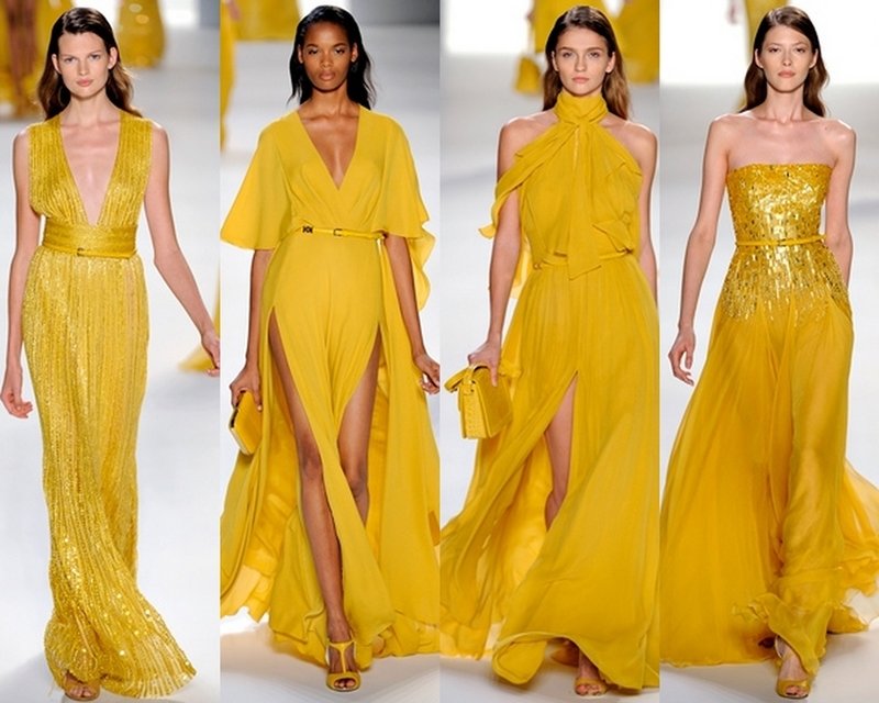 Výběr šatů ve žlutých barvách