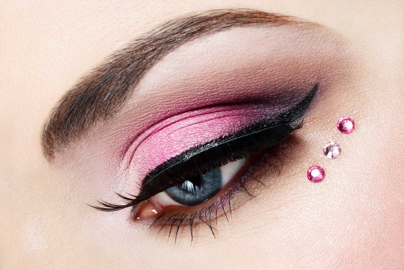 Розово котешко око с кристали