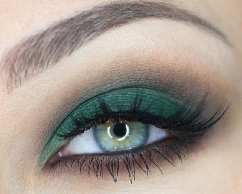 Zelený hnedý make-up