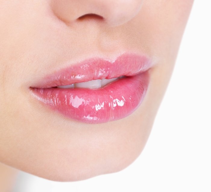 Lippen na behandeling met hyaluronzuur