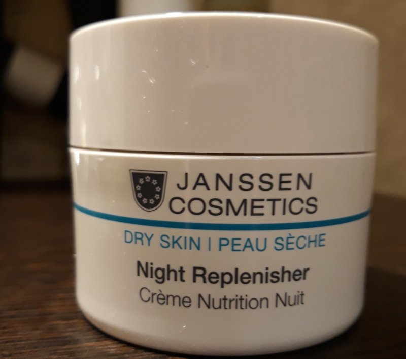 Nočný regeneračný krém Janssen