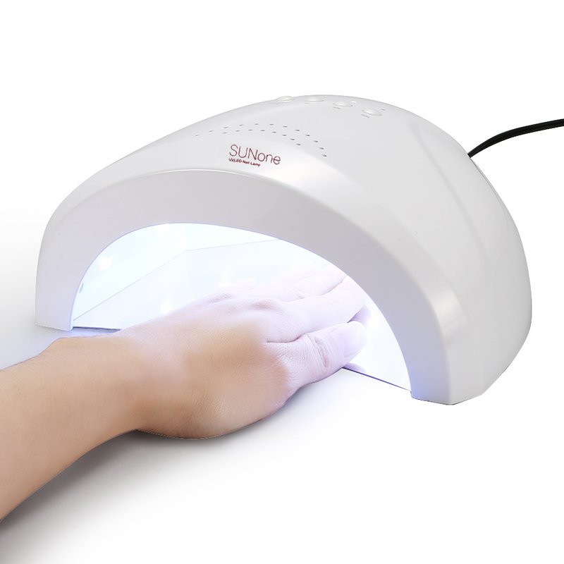 Lampa UV pentru extensia unghiilor