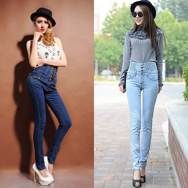 Meisjes in jeans met zeer hoge taille