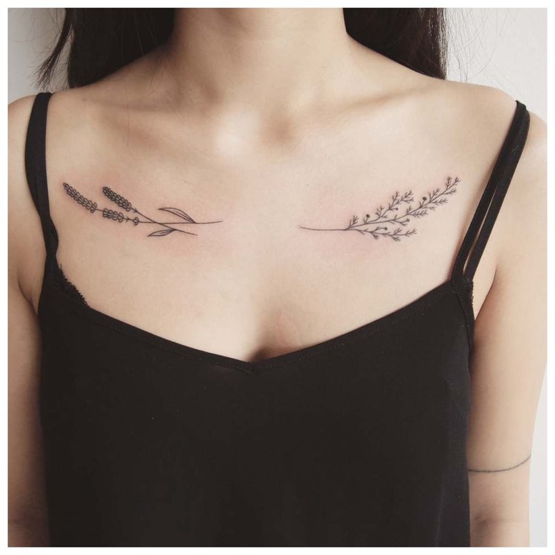 Tatuaj de claviculă pe ambele părți