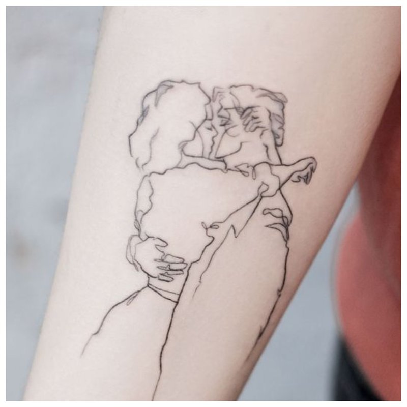 Tatuarea cuplului iubitor