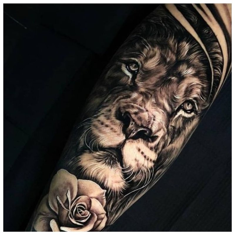 Tatuaj animal pentru om