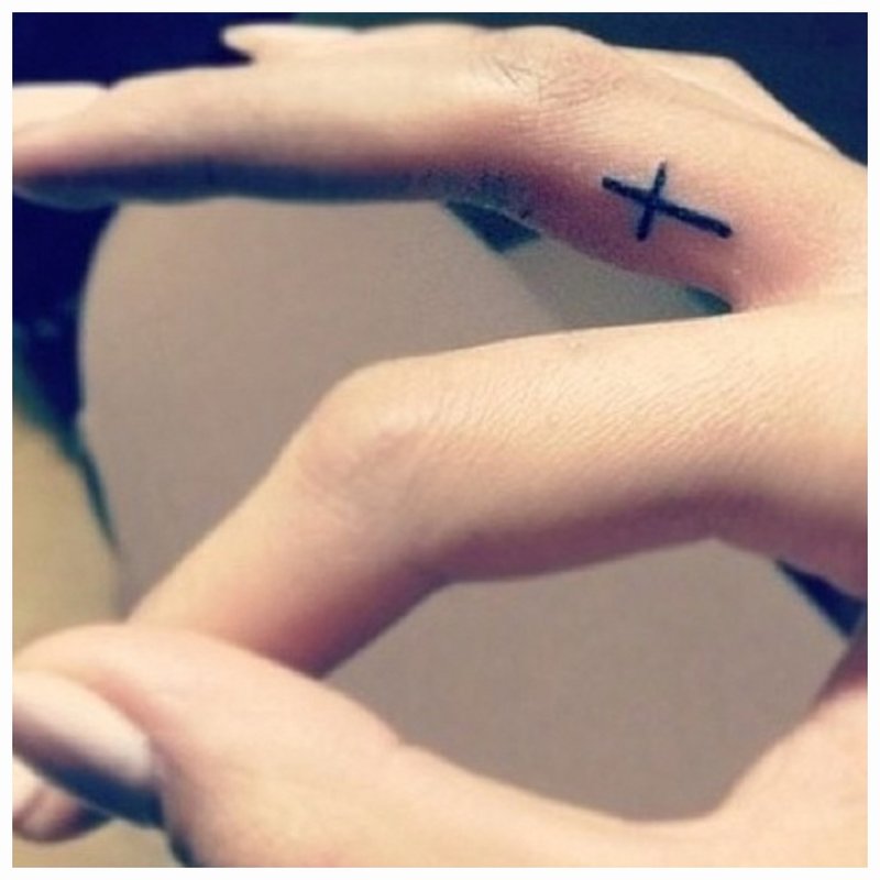 Křížové tetování