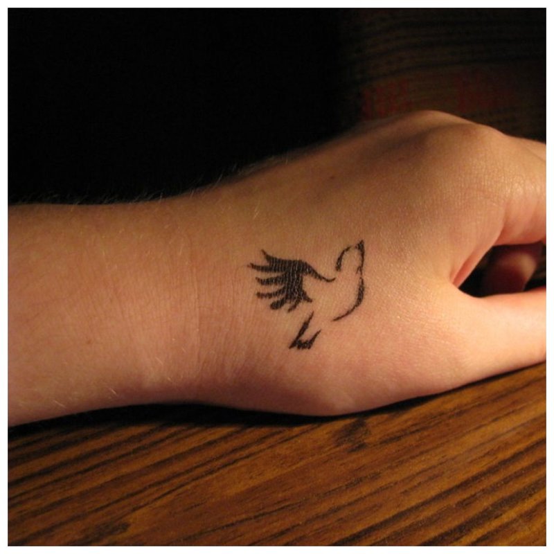 Татуировка на птици
