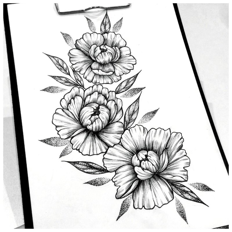 Schiță de flori pentru tatuaj