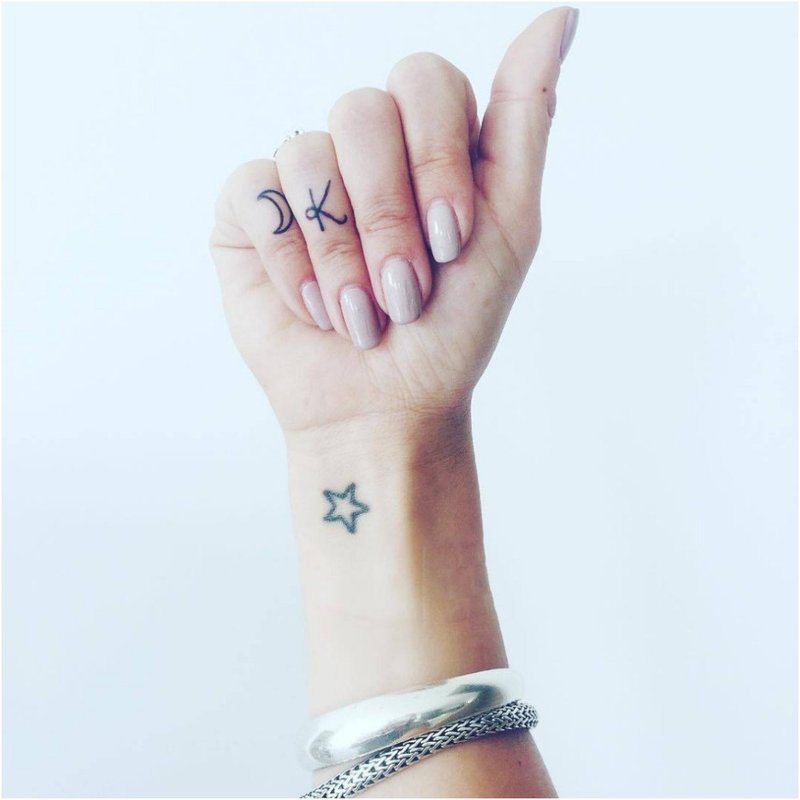 Mini tetoválás csillagok