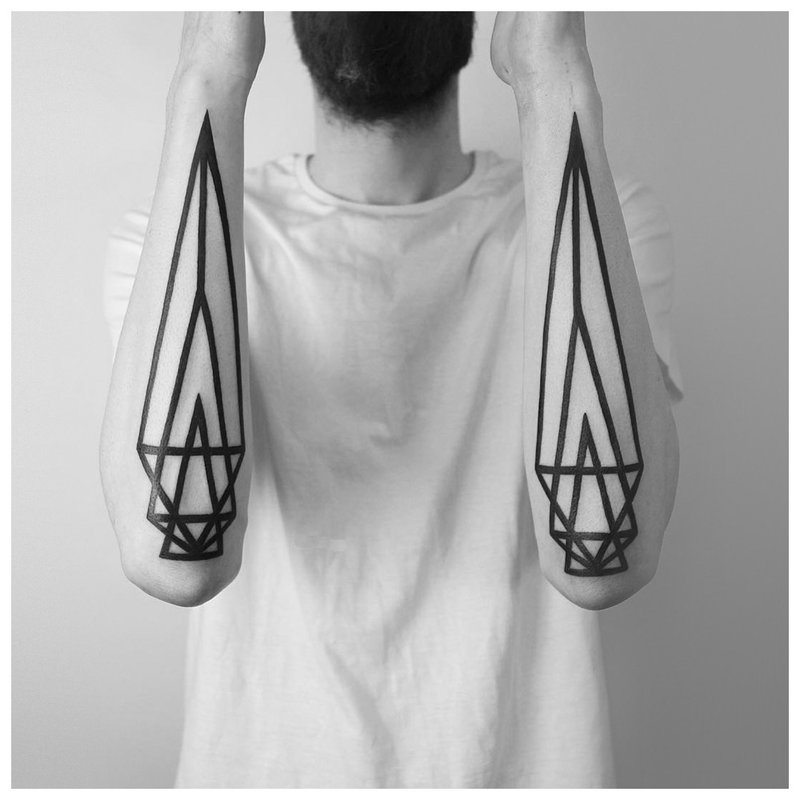 Geometrische minimalisme tattoo