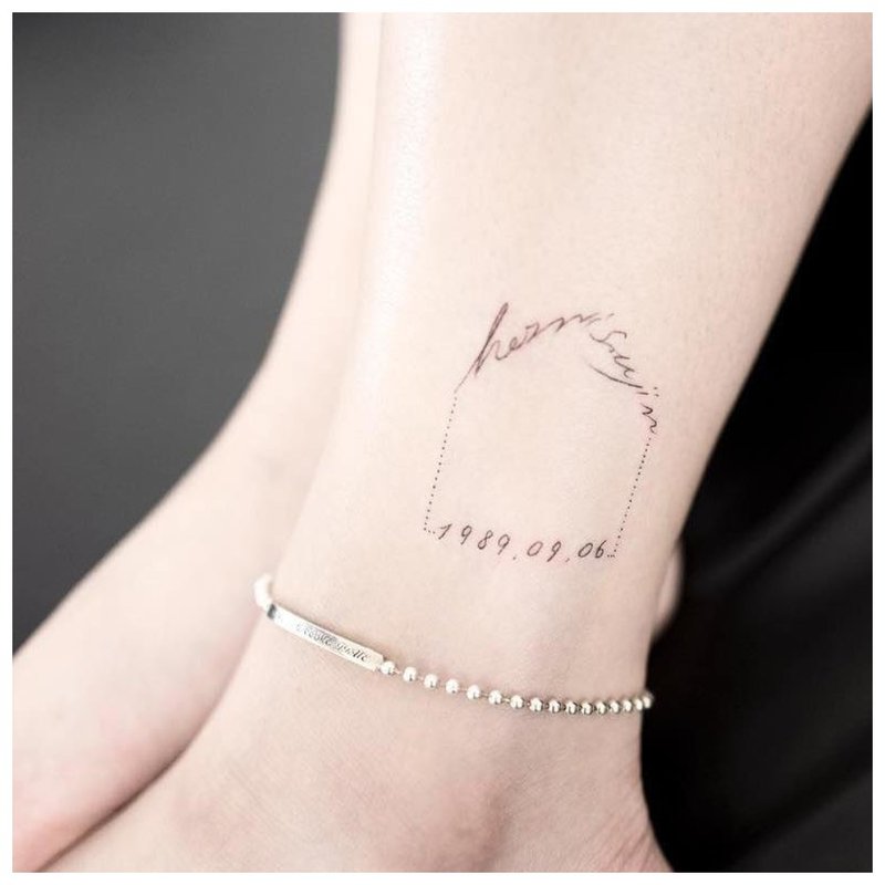 Elegantný nápis tetovanie