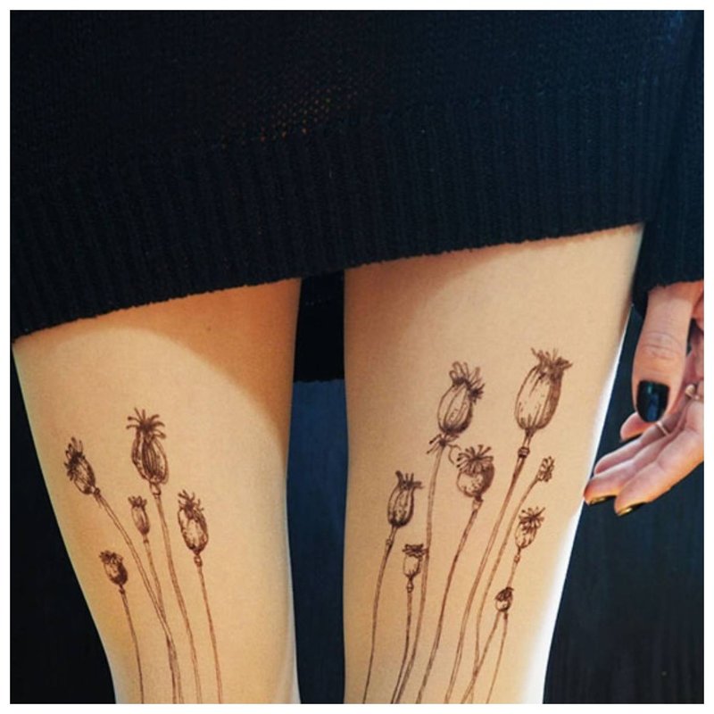 Hoa trên chân