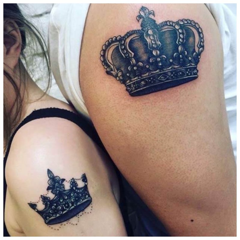Kroon-tatoeage voor paar