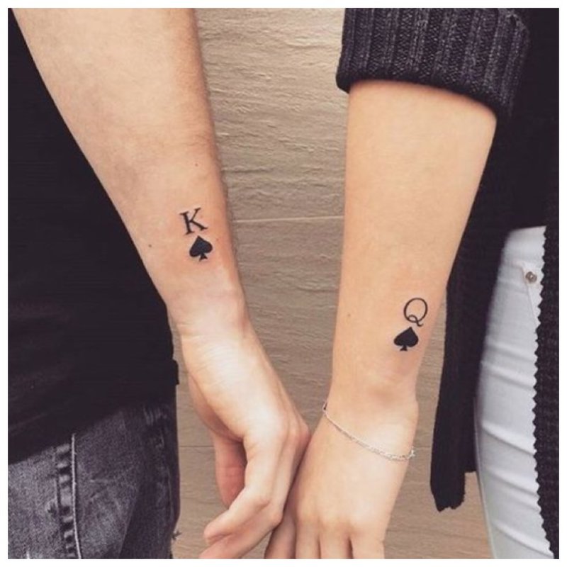 Paar tatoeage op armen