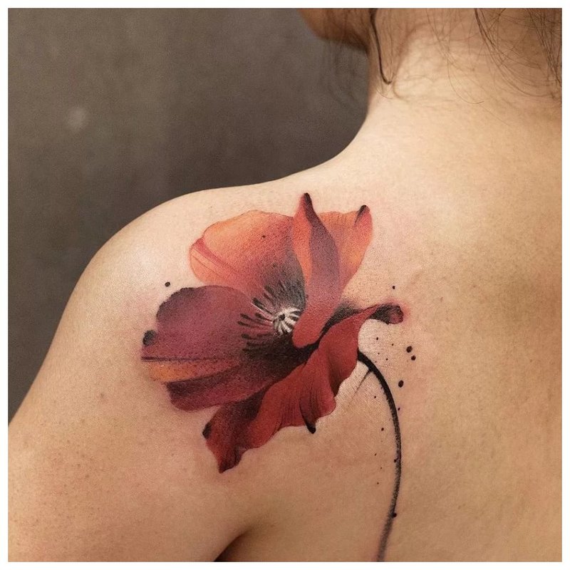 Aquarel poppy tattoo
