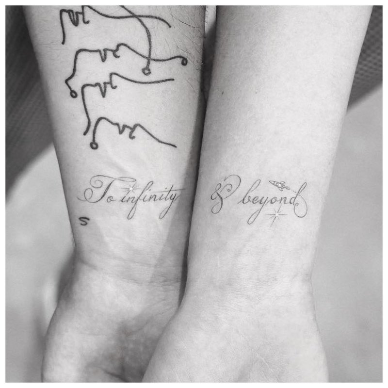 Dvojité tetování pro chlapa a dívku