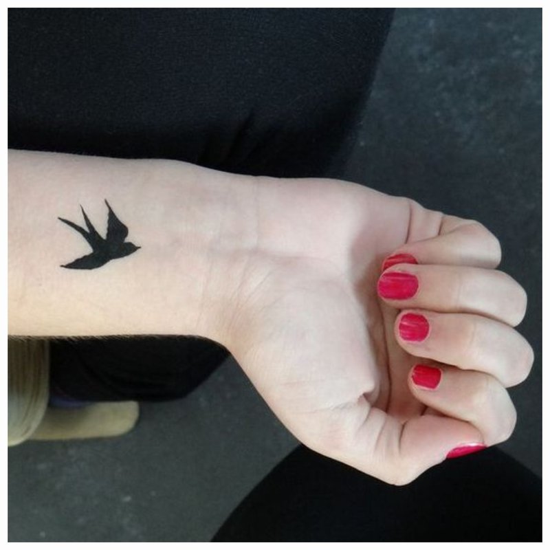 Tatuaż ptak