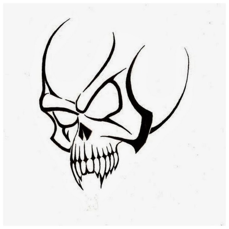 Skull - skisse for tatovering