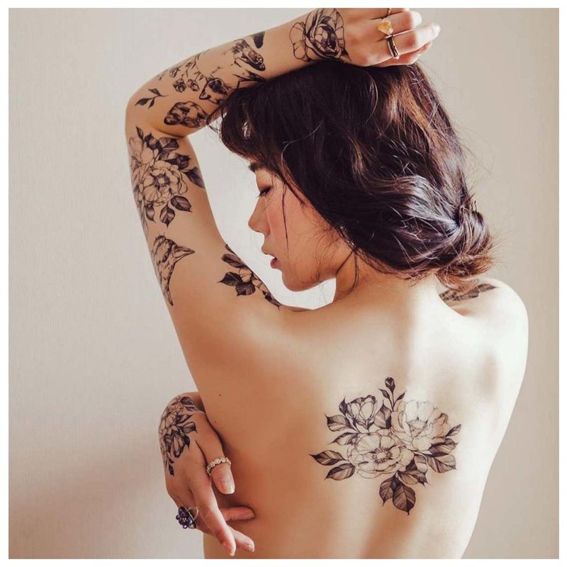Różne tatuaże w minimalistycznej technice
