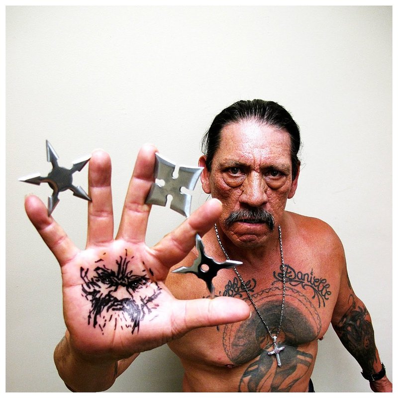 Tetoválások a hírességek férfi testén